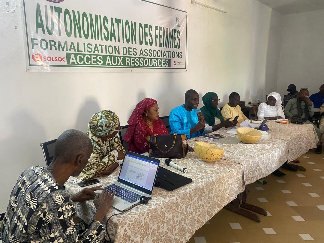 Lire la suite à propos de l’article Autonomisation des femmes : Formalisation des associations, accès aux ressources. Le REFEMKA souhaite des réponses concrètes face à toutes ces problématiques.